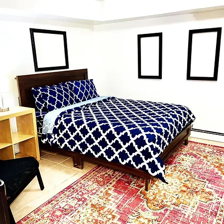 Manhattan Next, Private 2 Bedroom Apt With Backyard In Lic!